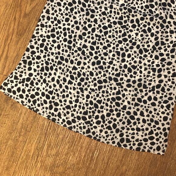 Banana Republic White Black Animal Print Keyhole Sleeveless Blouse Size XSP - Picture 4 of 12